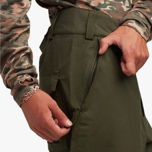 Dakine A-1 snowboarding pants-Men’s large NWT